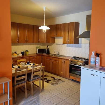Tudor Apartman Szeged Exterior photo